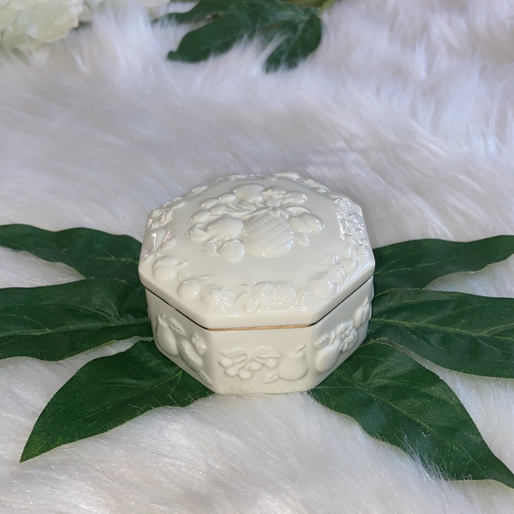 Vintage Lenox Fruits Of Life Handcrafted Porcelain Ceramic Trinket Box